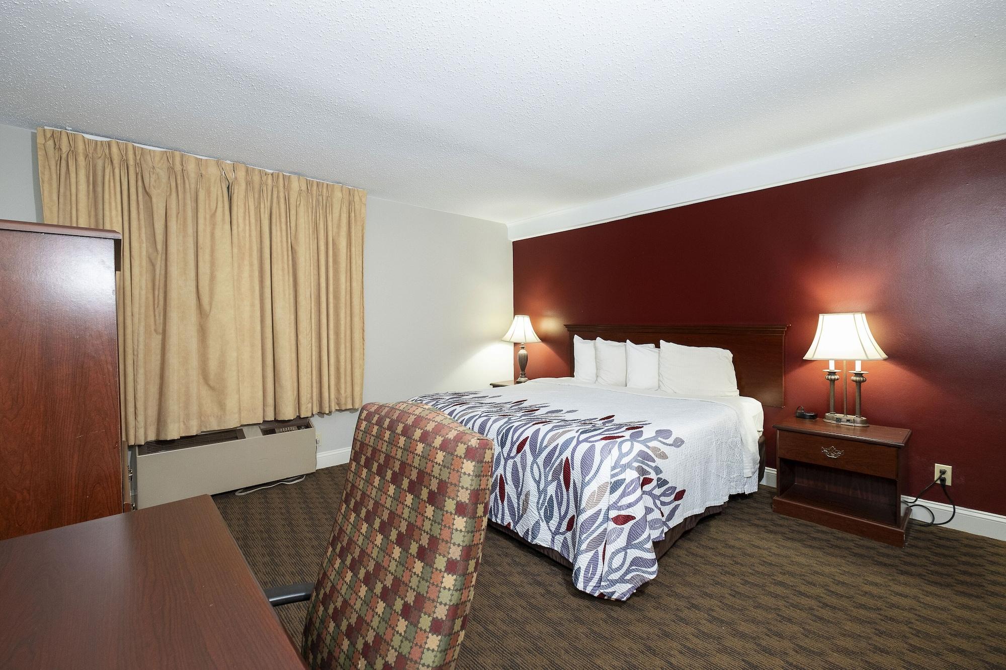 Red Roof Inn & Suites Hazleton Extérieur photo