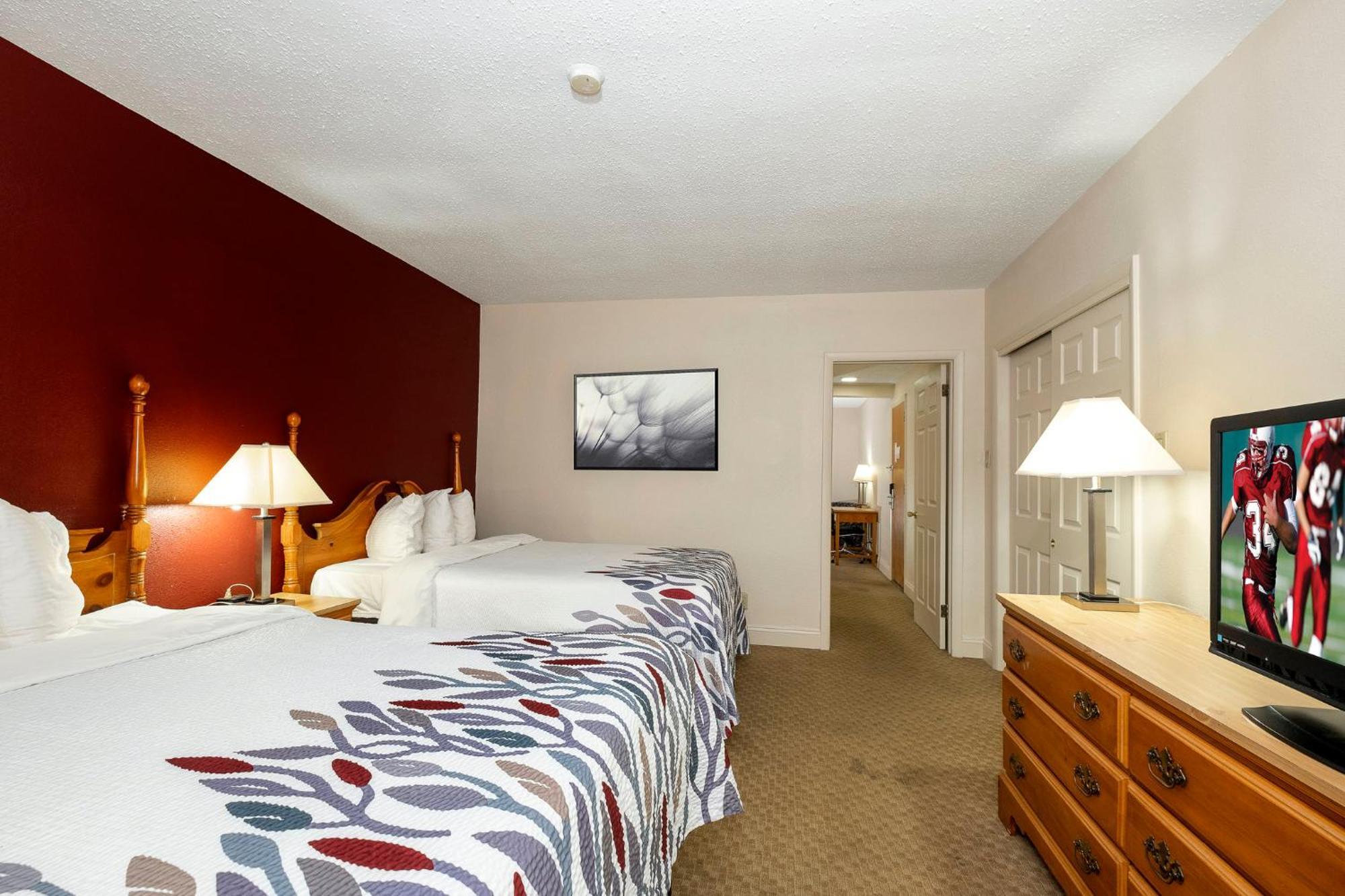 Red Roof Inn & Suites Hazleton Extérieur photo