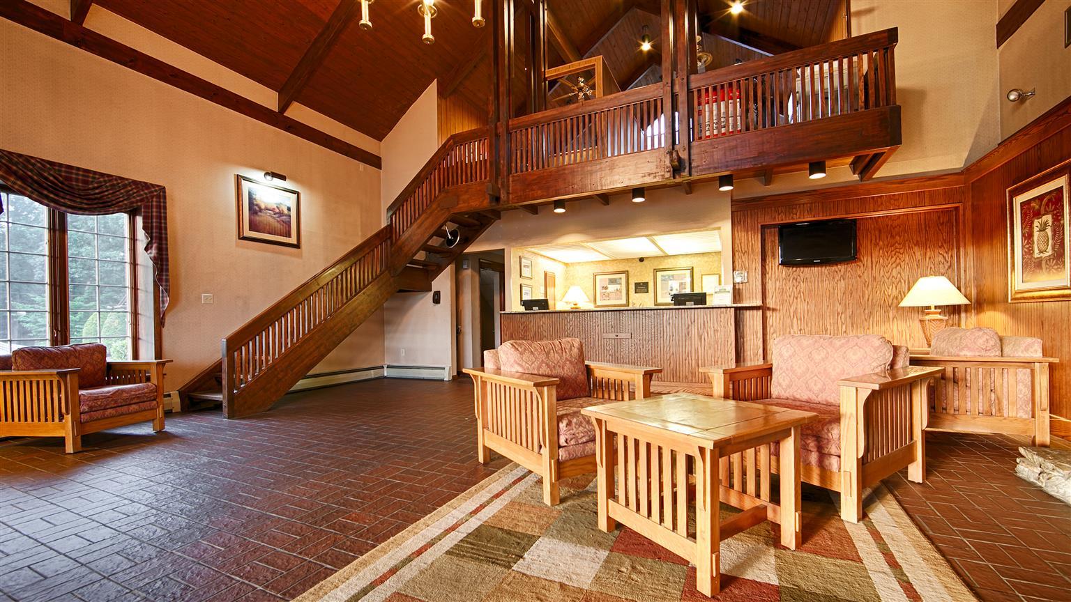 Red Roof Inn & Suites Hazleton Extérieur photo