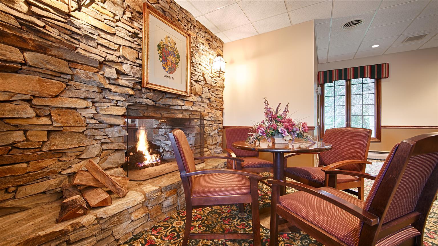 Red Roof Inn & Suites Hazleton Extérieur photo